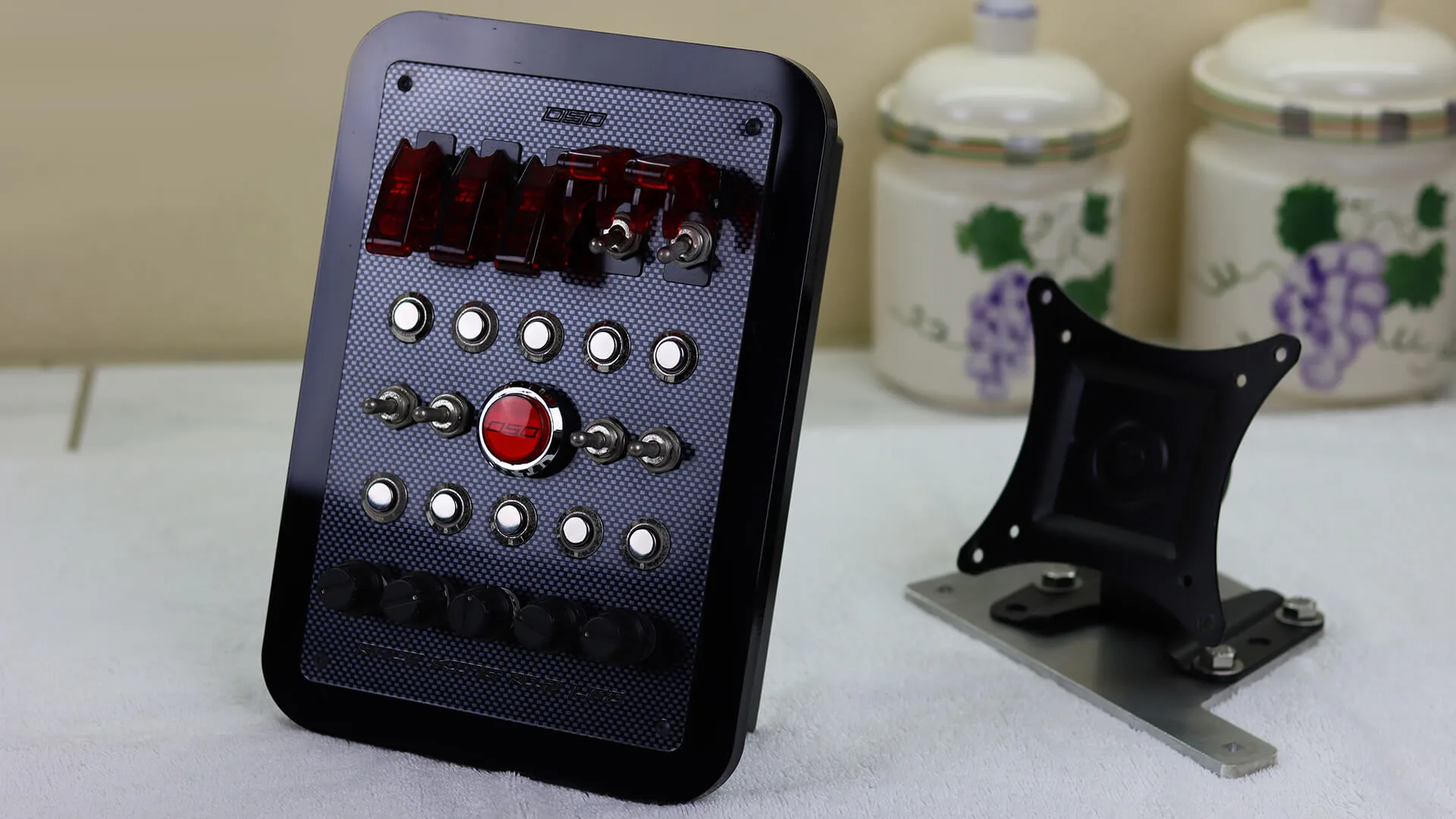 DSD Race King + RAMマウント シムレースボタンボックス Derek Speare Designs Race King LED Button Box - Long Term